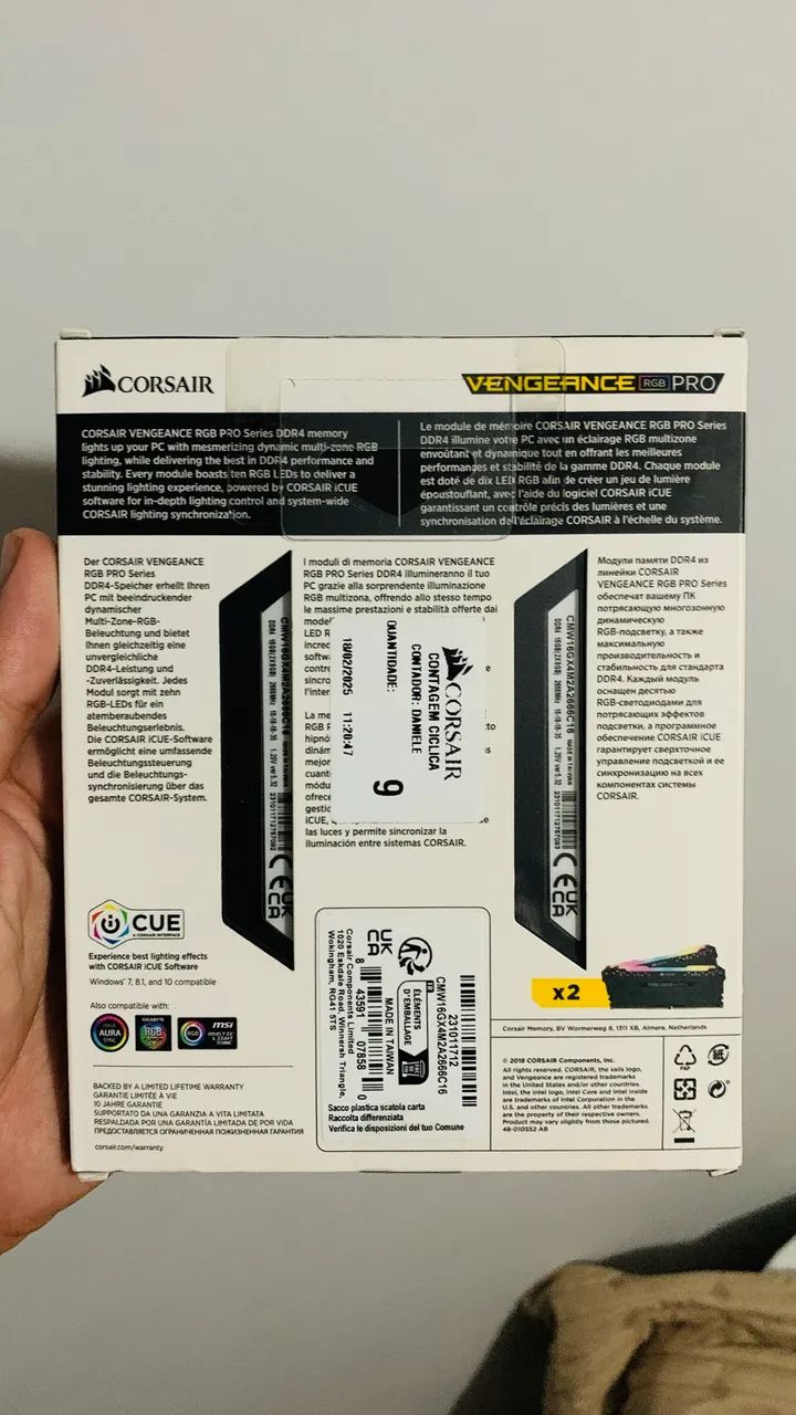 Corsair Vengeance RGB PRO 16GB DDR4 Memory64396502278401121