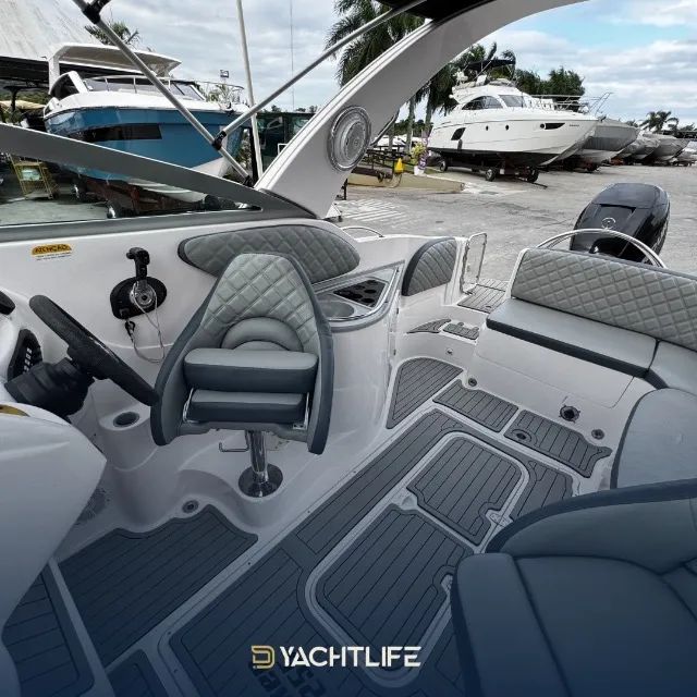 Lancha Focker 255 - Ano 2009 - Foto 9