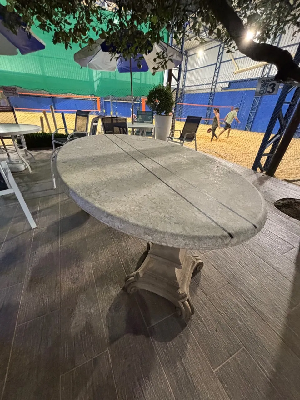 Mesa de Mármore Travertino Italiano Bege Oval