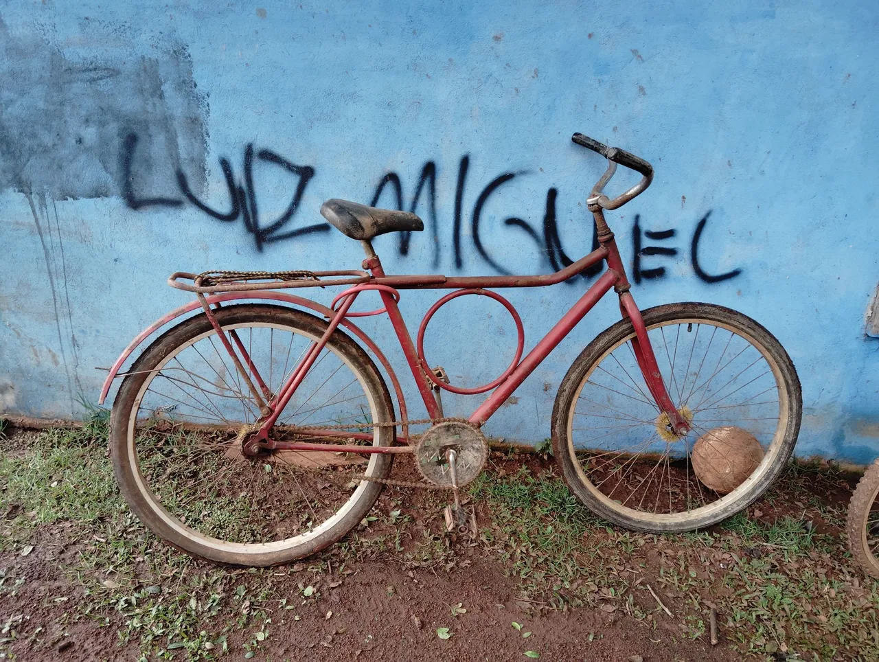 Bicicleta Antiga Vermelha