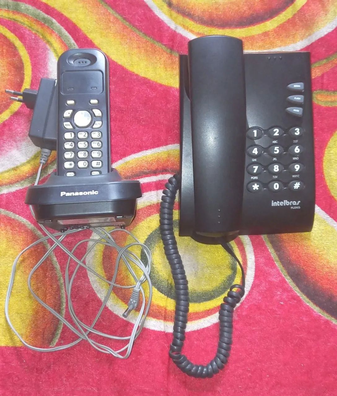 Telefones sem fio e fixo, Panasonic e Intelbras - Foto 2