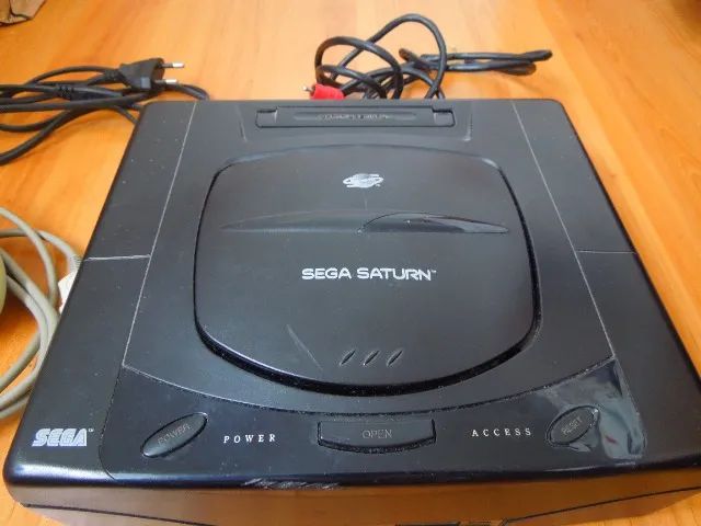 Sega Saturn DESBLOQUEADO e CHAVEADO botões ovais - Foto 4