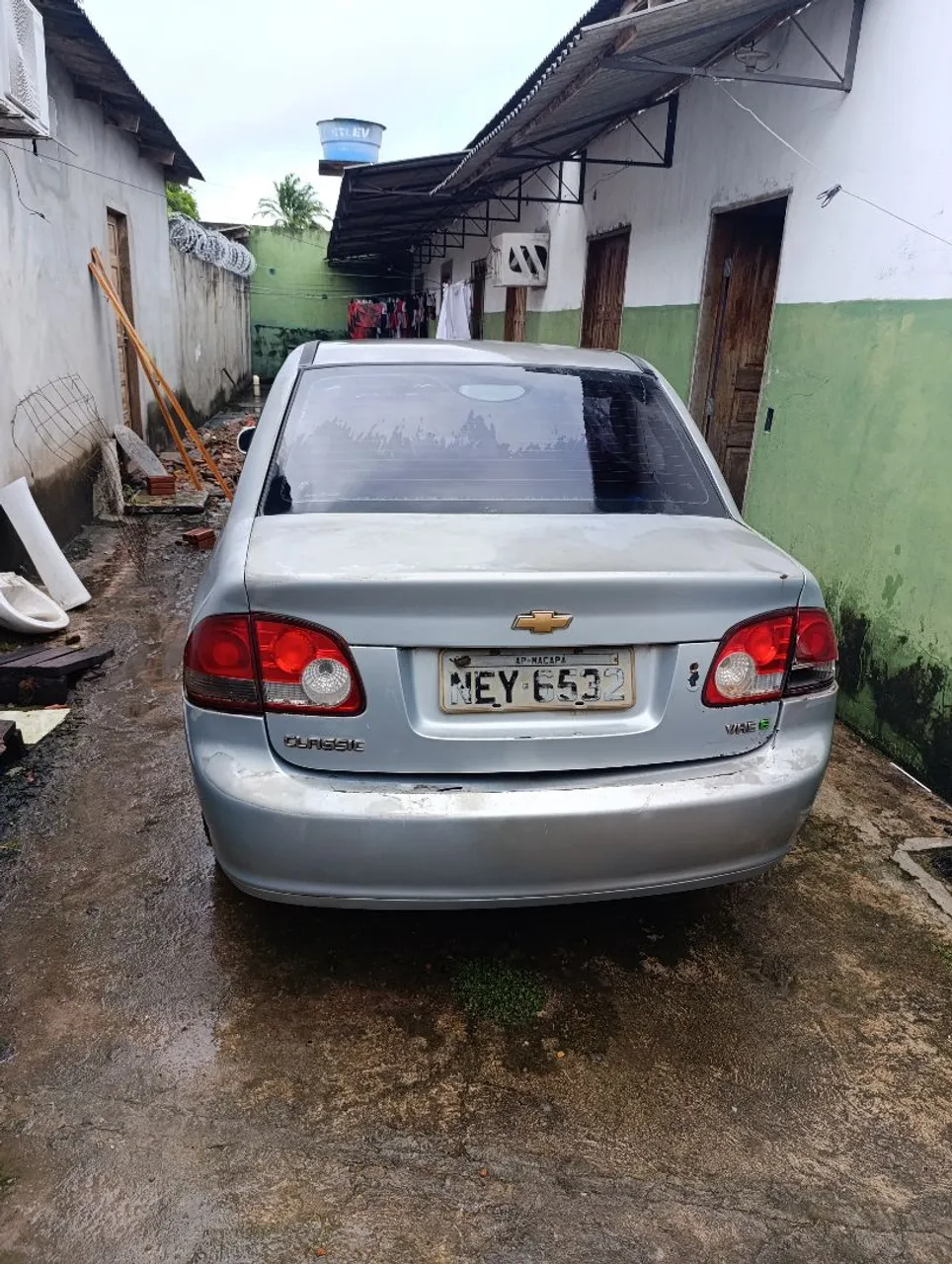 Vendo Corsa Classic 2011/2012/ telefone *34
