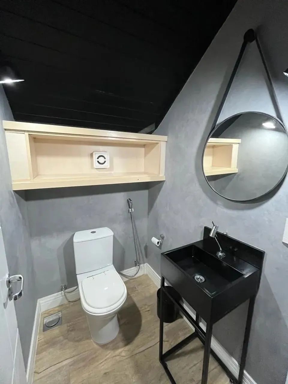 Mansão mobiliada em lindíssimo projeto, luxuoso e funcional. - Foto 2