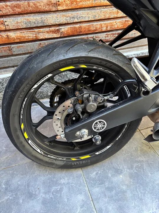 Yamaha R3 2018 ABS - Foto 4