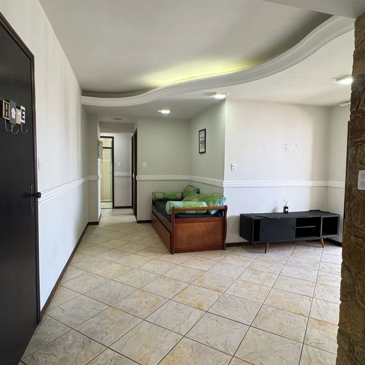 Apartamento para locação com 2 dormitórios sendo 1 suíte por R$2.500,00 na Aviação - Foto 4