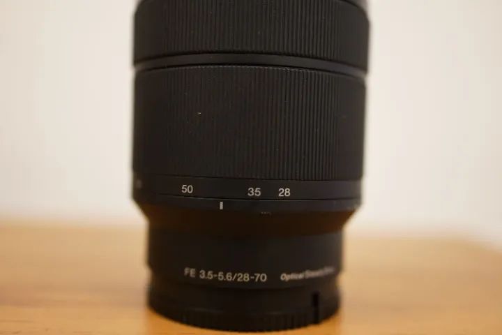 Lente Sony 28-70 - Foto 4