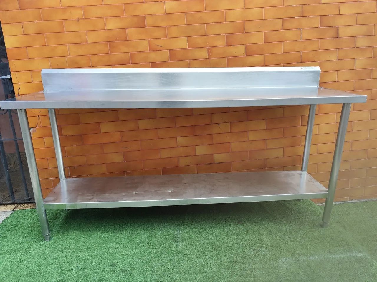 Mesa de aço inox  Macom para cozinha industrial - Foto 5