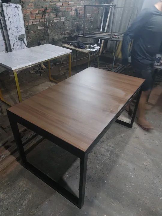 Mesa de Jantar em Mdf com Pernas de Ferro - Foto 3