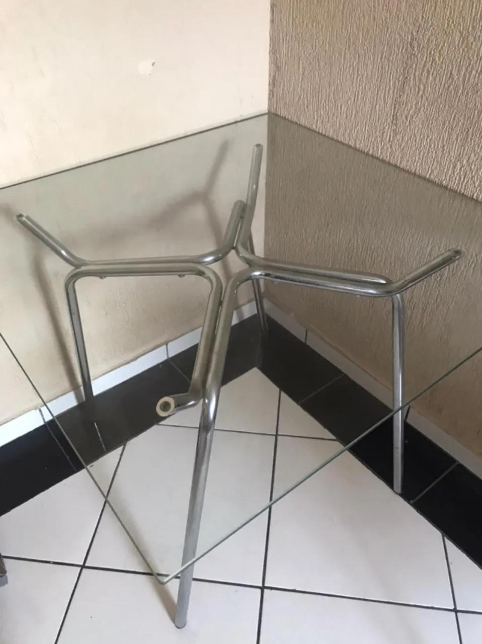Mesa com tampa de vidro PREÇO NEGOCIAVEL
