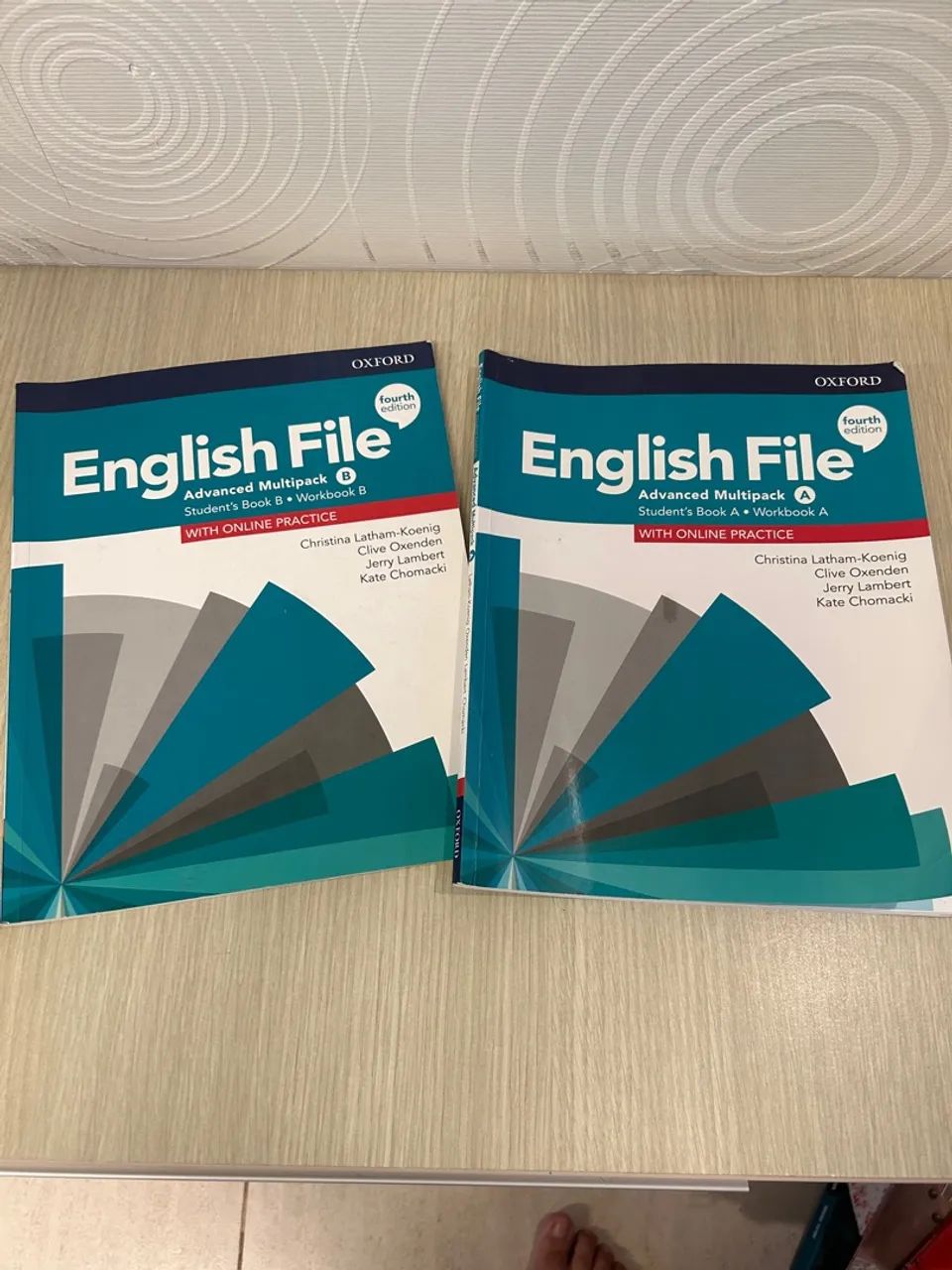 Livro English File 4Th Edition Advanced. Students