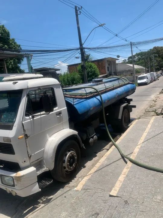 Caminhão pipa! Transporte de agua potável 