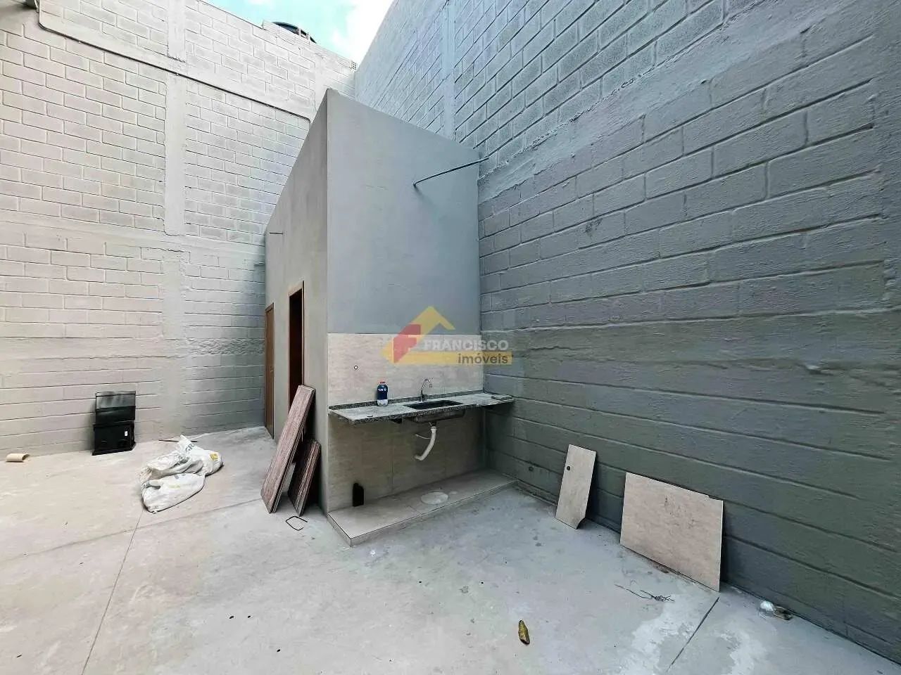 Galpão localizado no bairro São José - Foto 4