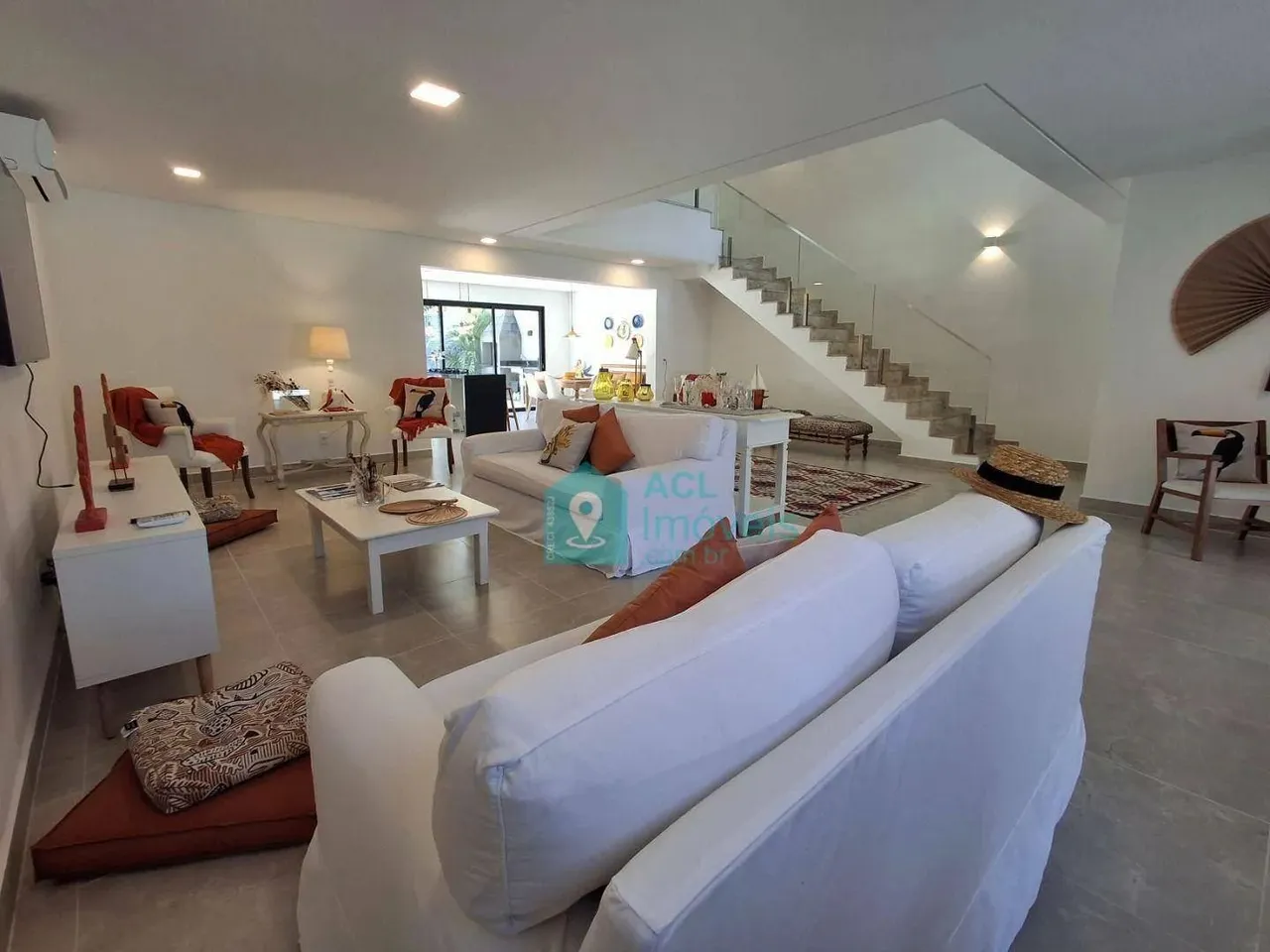 Casa em Condomínio | Barra do Sahy | 4 Suítes | Piscina Privativa
