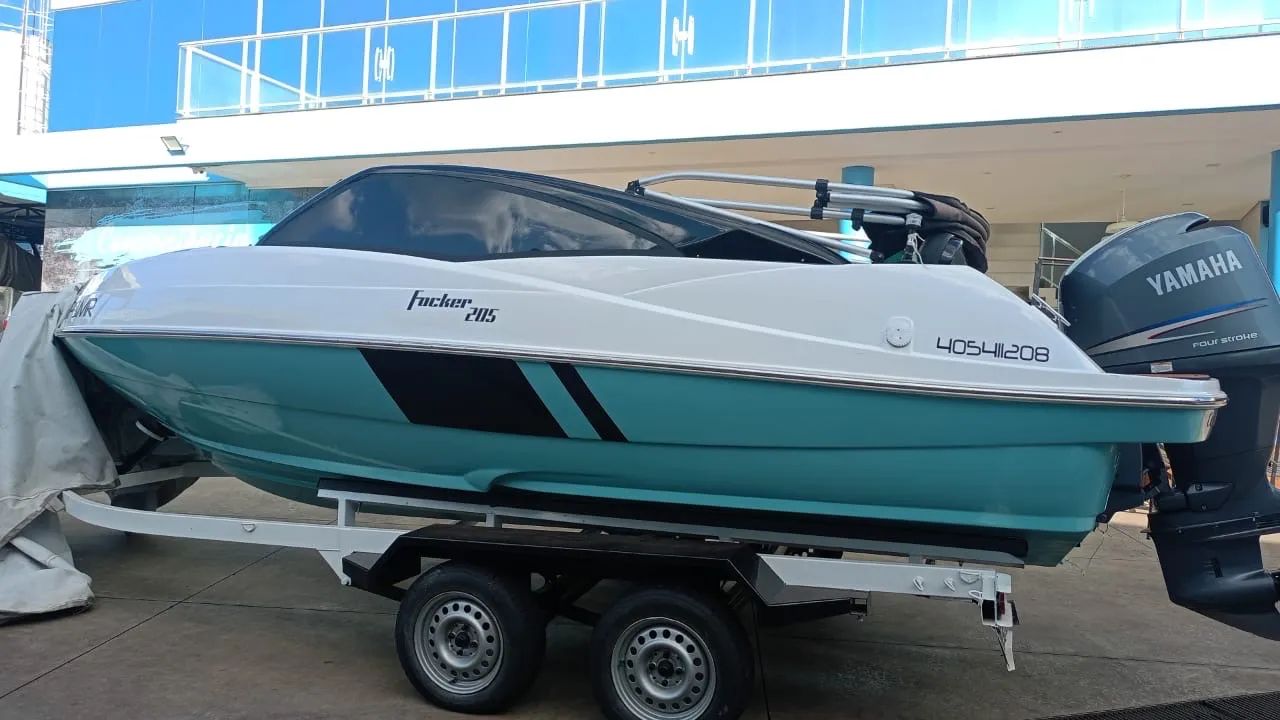 Lancha Focker 205 - Yamaha 4 Tempos