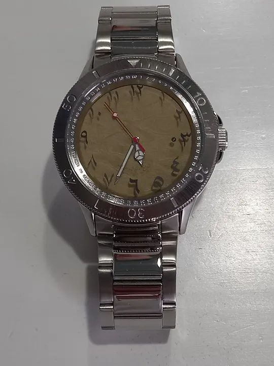 Relógio de pulso masculino com design único - Foto 2