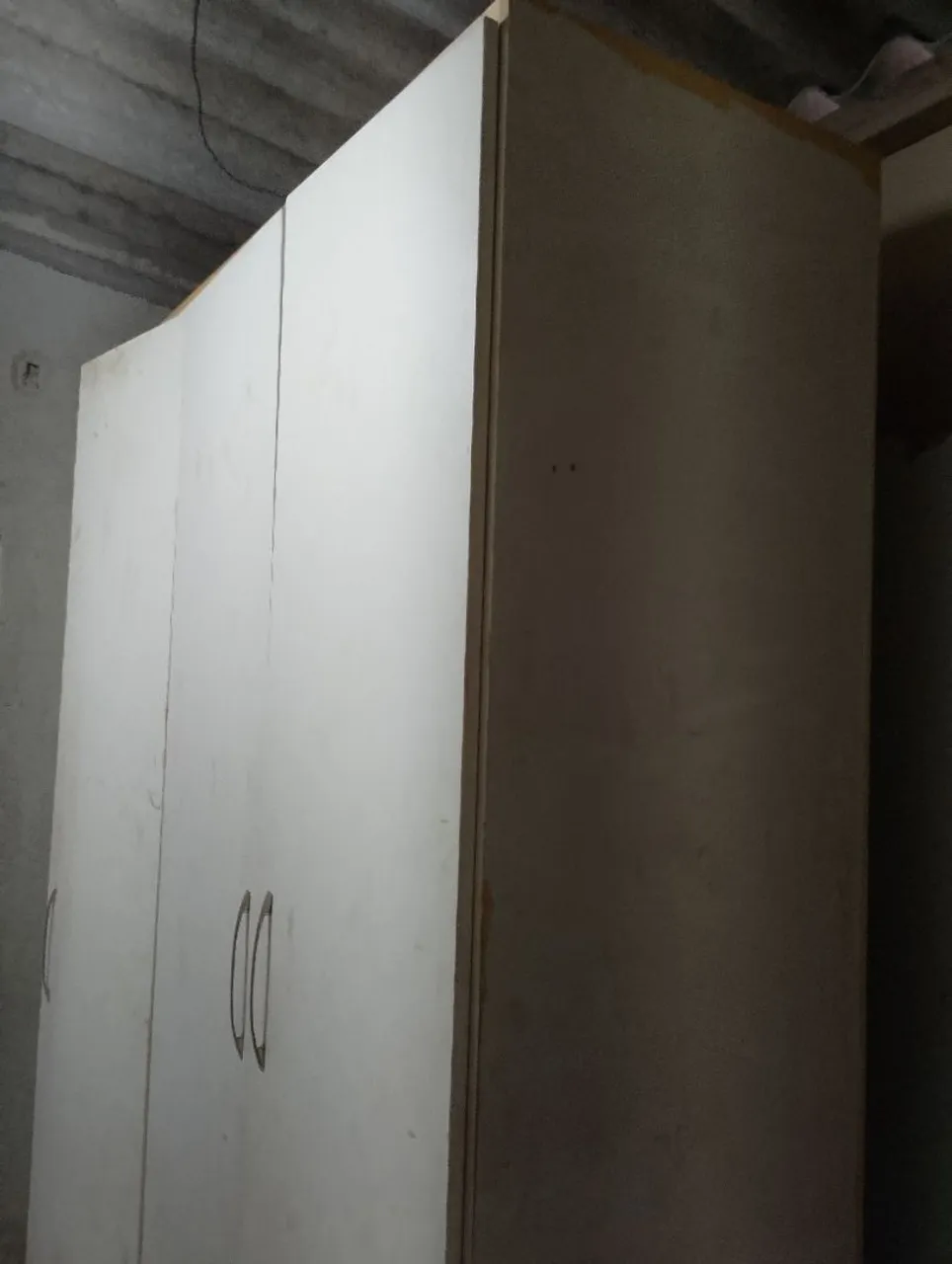 Guarda-Roupa Branco - Ótimo Estado