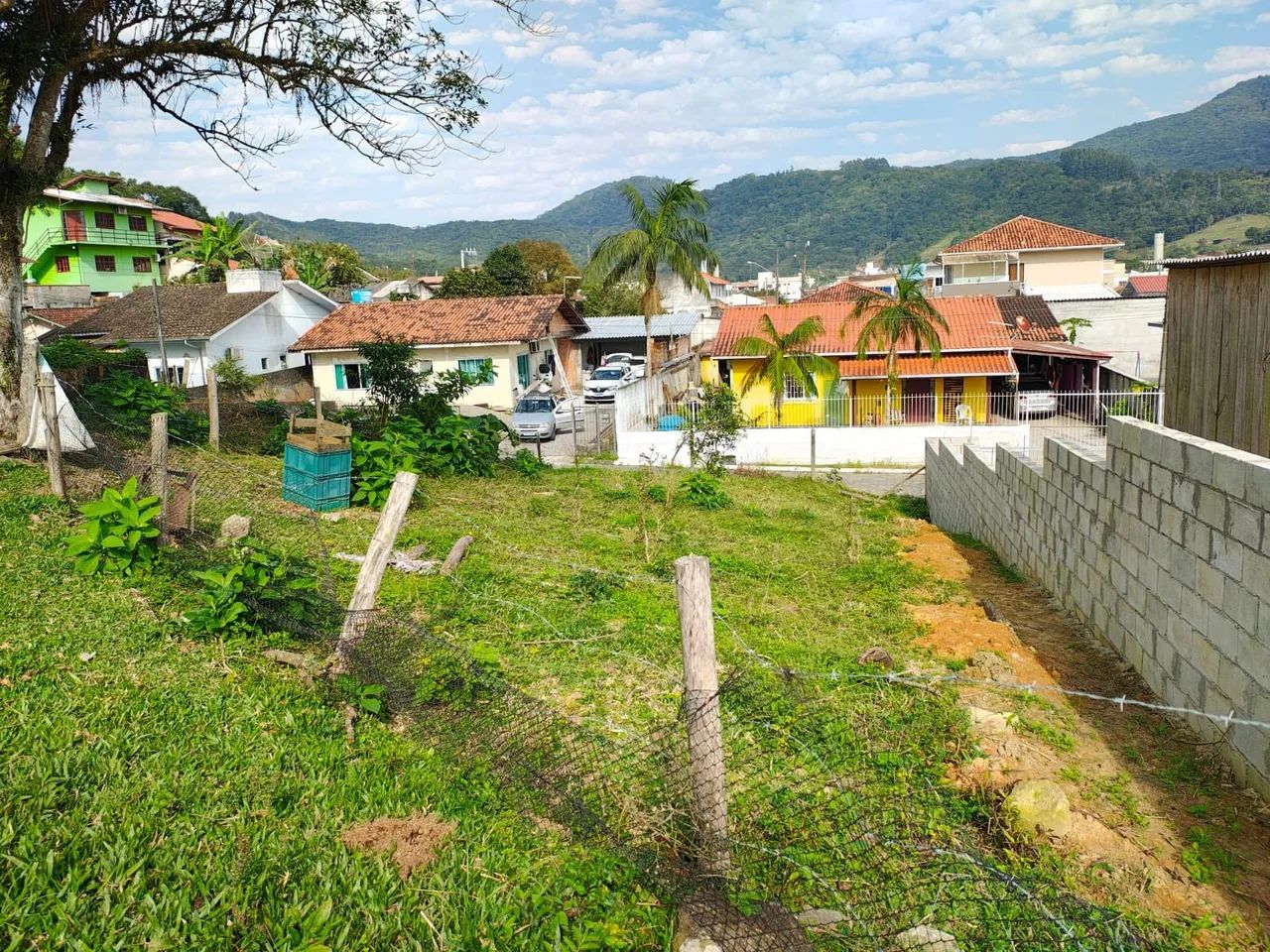 Terreno no bairro Fundos, Biguaçu/SC.