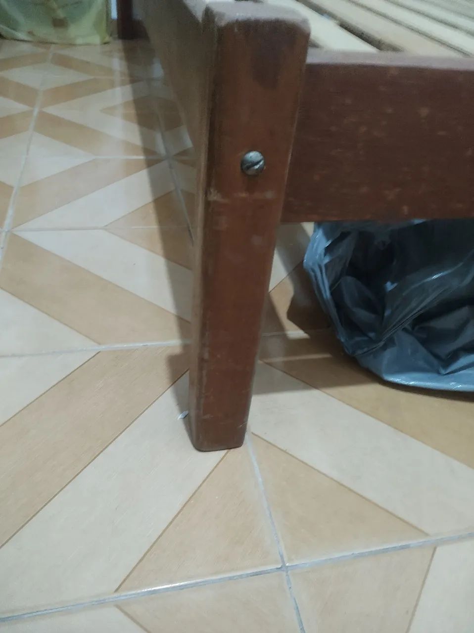 Cama de solteiro de madeira  - Foto 4