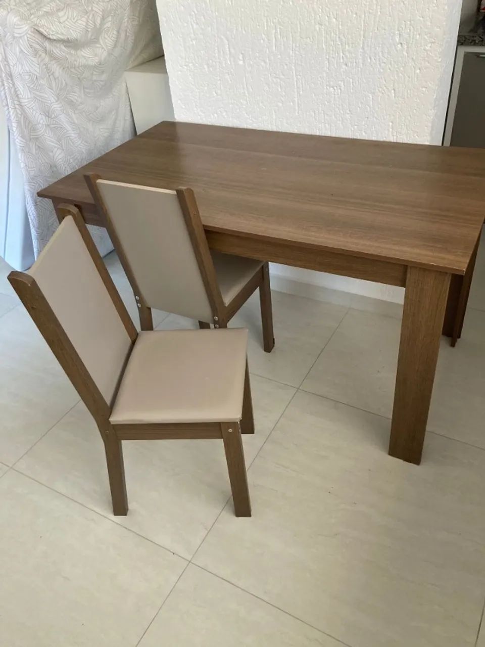 Mesa de Jantar 4 Lugares com 4 cadeiras - Foto 4