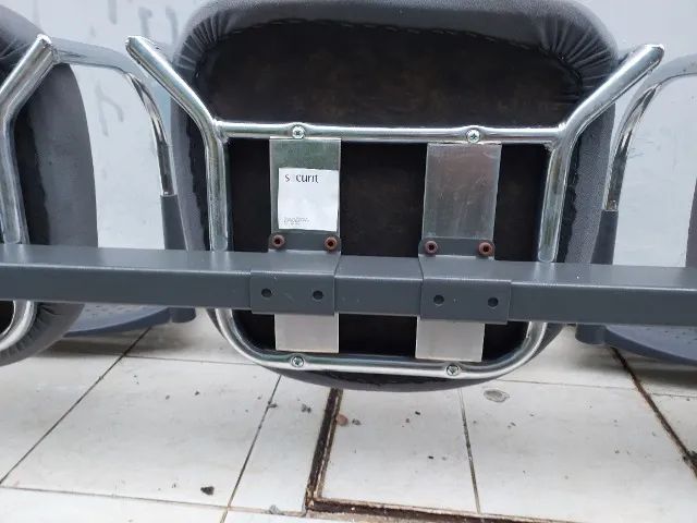 Cadeira poltrona banco 1,75 de comprimento  - Foto 5