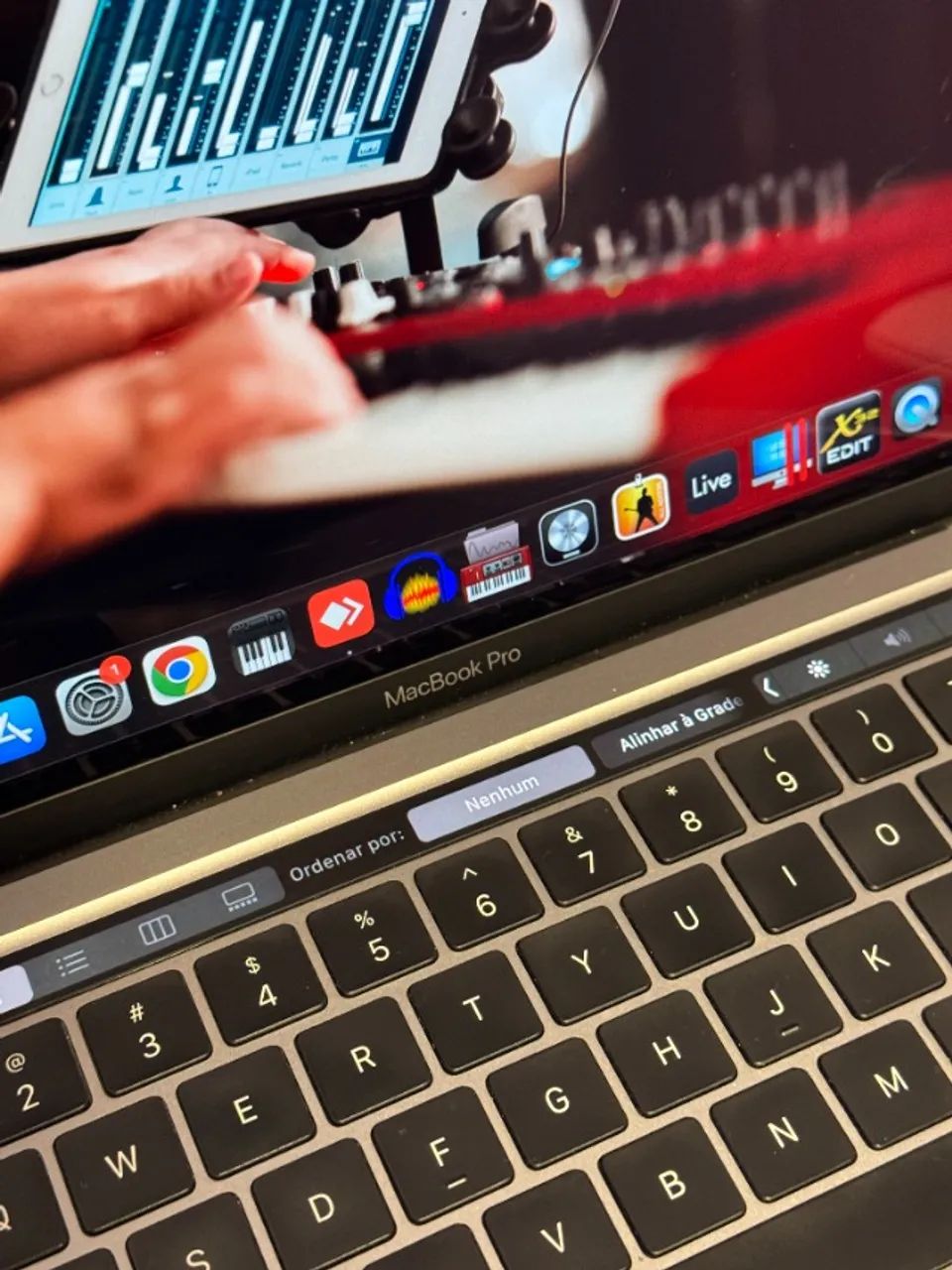 MacBook本体 Apple MacBook Pro M1 2020 8GB 256GB Apple Macbook Pro M1 2020 Cinza 8gb de RAM 256gb SSD - Notebooks