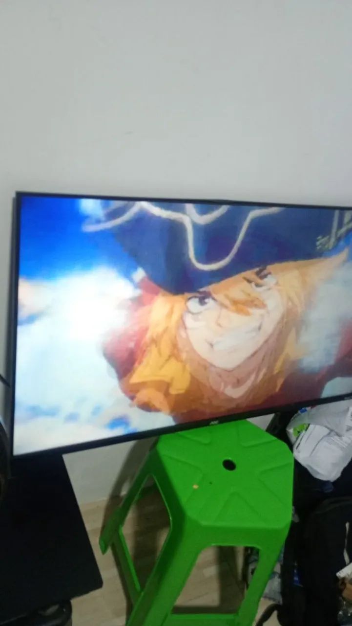 Selling 40-inch TV in great condition with 7 months of use64418589268865122