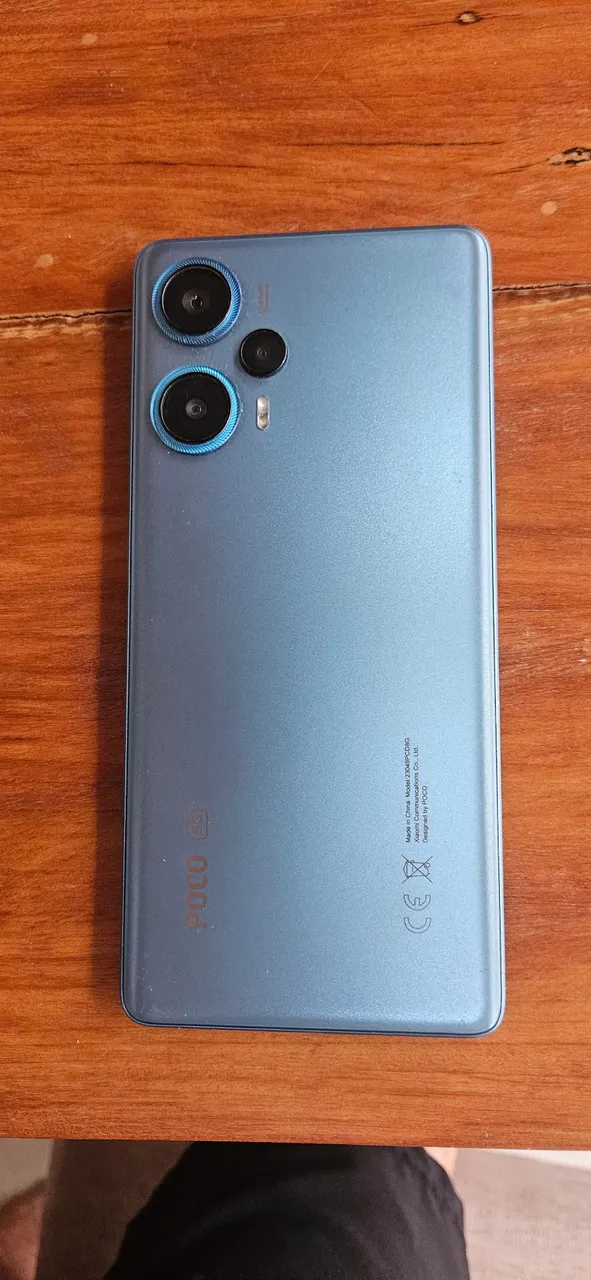 CELULAR POCO