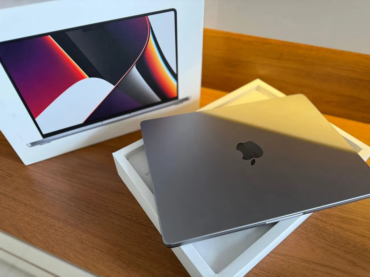 MacBook Pro M1 Pro 14? 512 SSD e 16gb de ram space gray