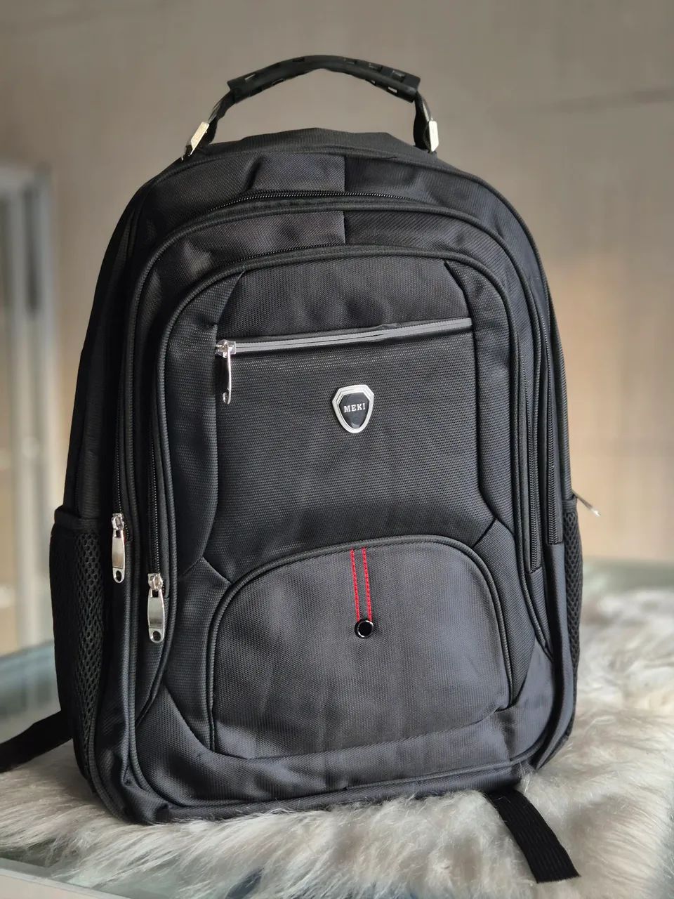 Mochila Preta para Notebook - Ideal para o Dia a Dia - Foto 3