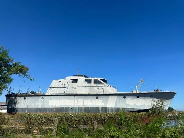 lancha 60 pes aceito troca - Foto 4