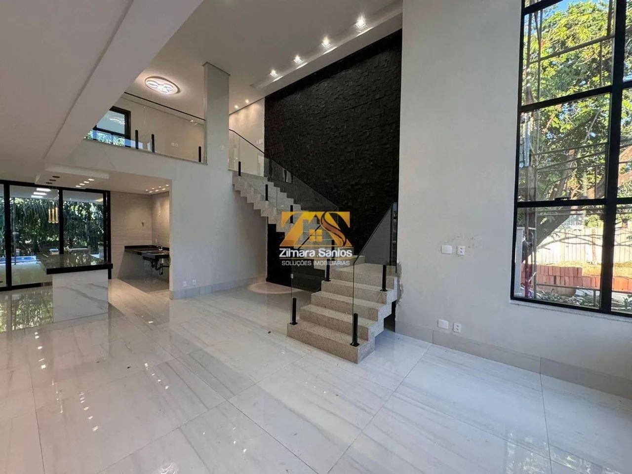 Sobrado Alto Padrão, com 4 suítes, 371 m² - 1605 sul (ACSU SO 14) - Condomínio Mirante do 