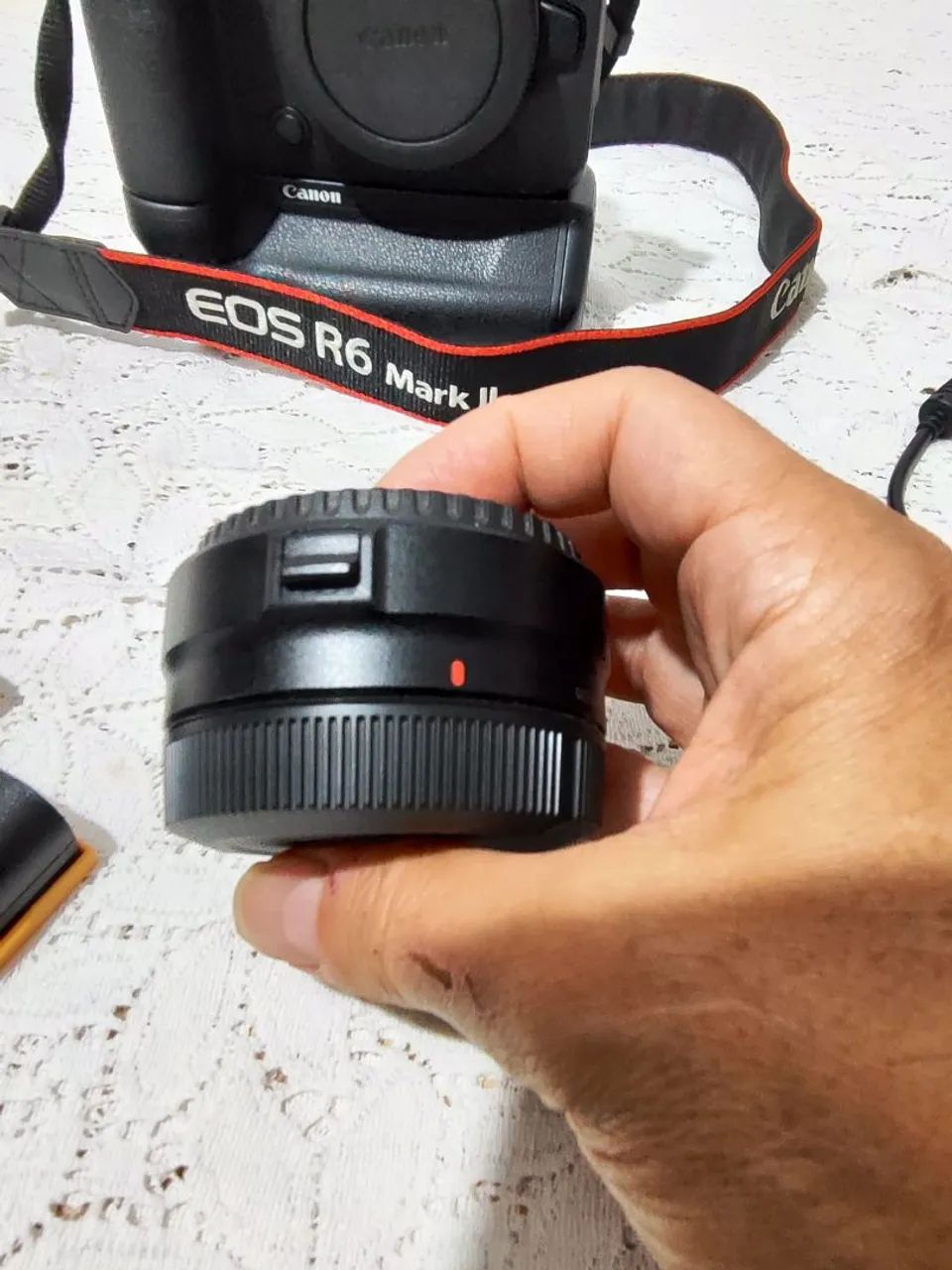 Câmera Canon com Grip e Bateria Extra - Foto 5