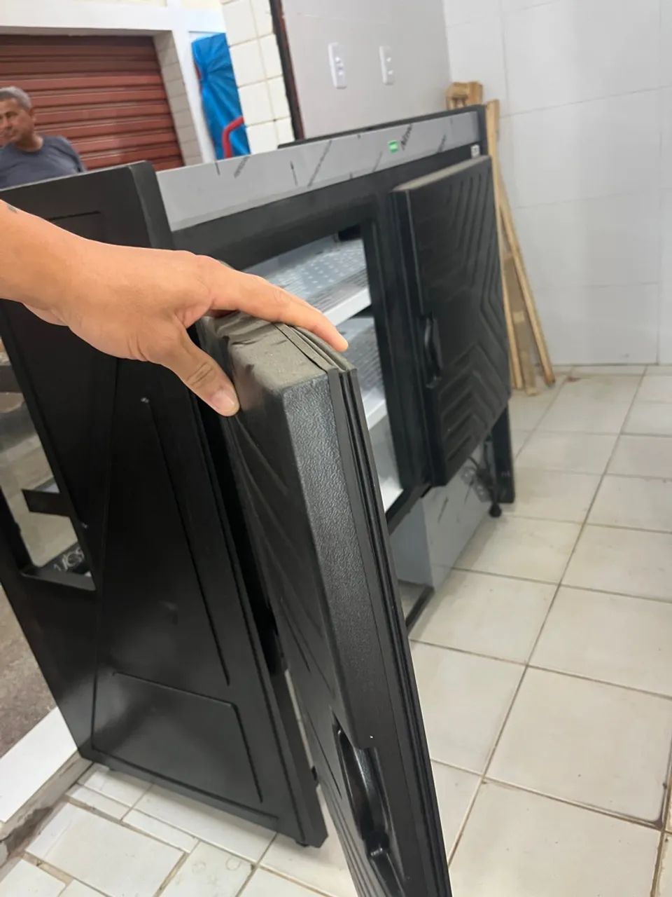 Vitrines Refrigeradas POLAR 1.25 MTS NOVO - Foto 2