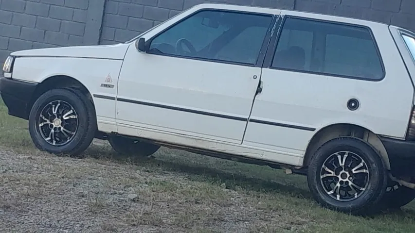 Fiat uno Mile branco
