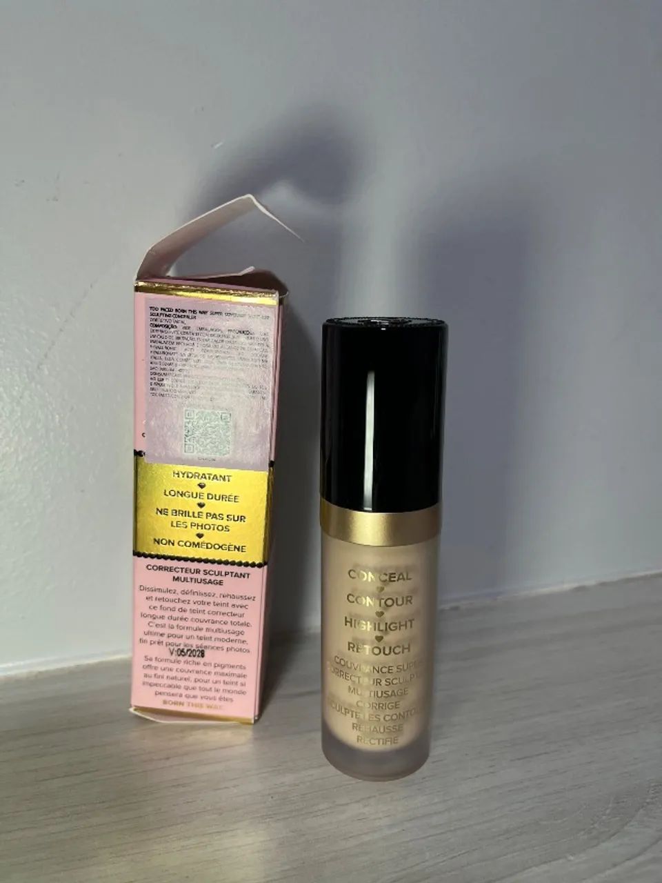 Corretivo Too Faced Born This Way Super Coverage Multi-Use Sculpting - Foto 2