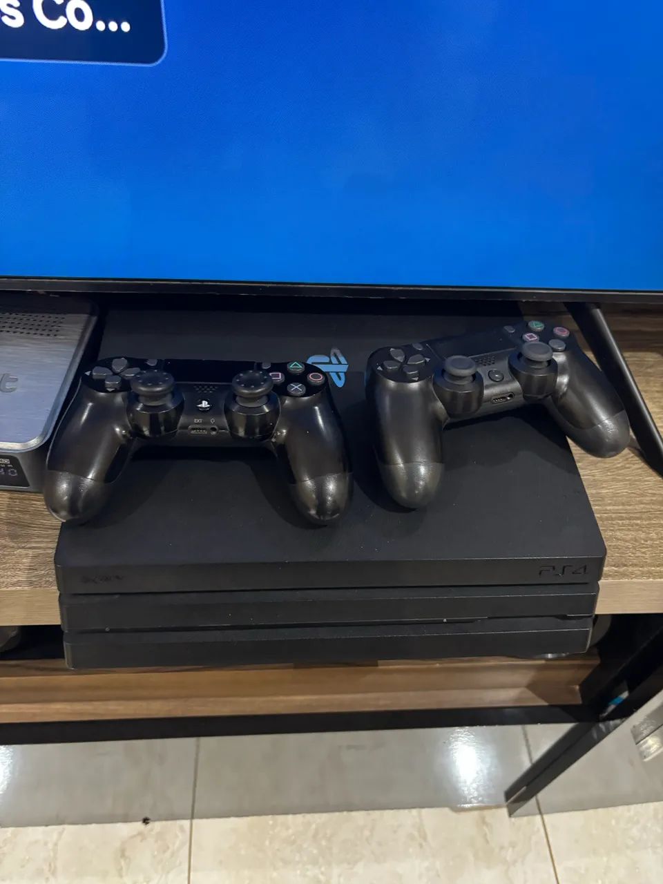 PS4 PRO 1TB  - Foto 3