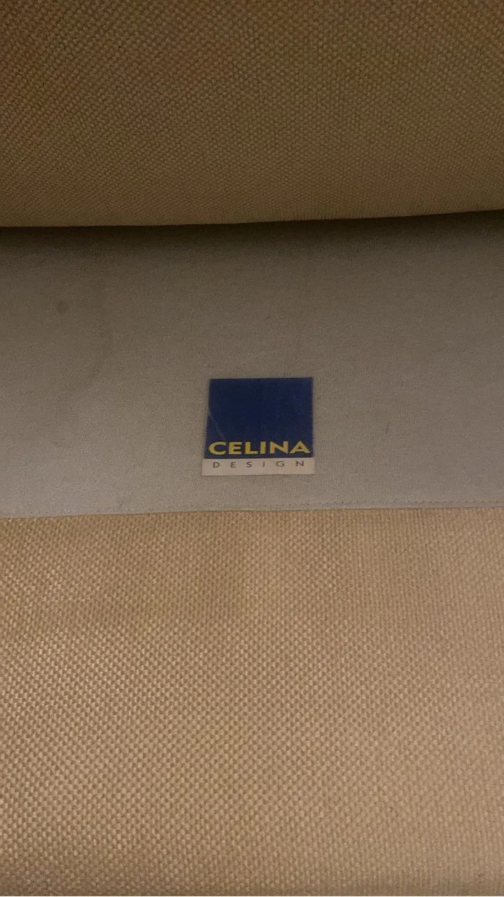 Poltrona Celina Design estofada - Foto 4