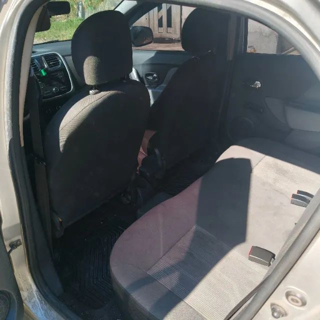 Renault Logan Expression Flex 1.6 16V 4P 2018 - Foto 3