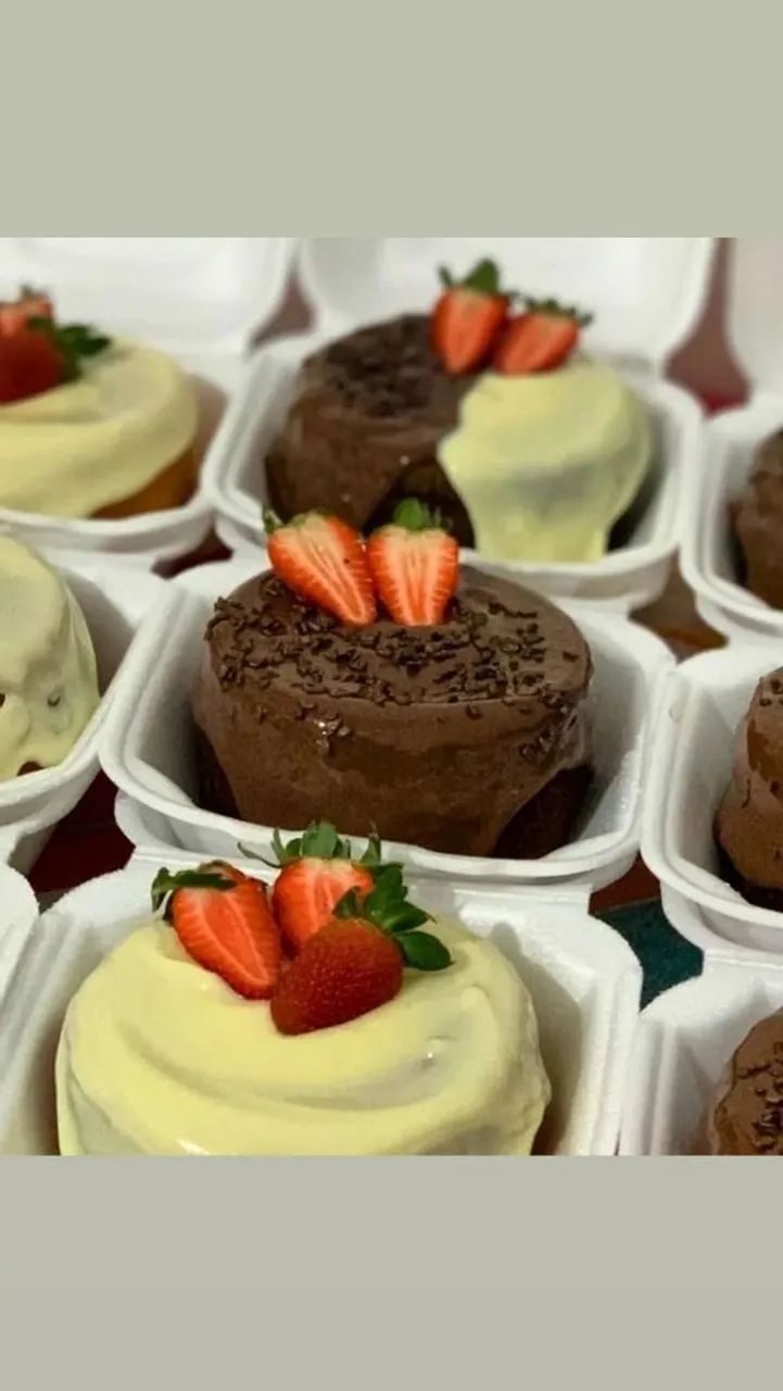 Mini bolos vulcão e bolo de pote - Foto 4