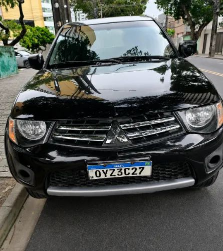 Mitsubishi L200 L200 Triton HLS 2.4 Flex 16V CD Mec. 2015