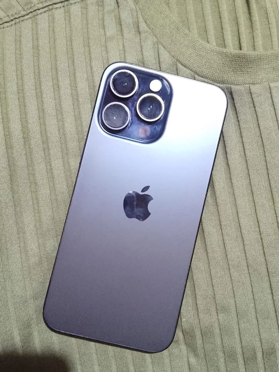Vende-se iPhone 15 pro max - Foto 4