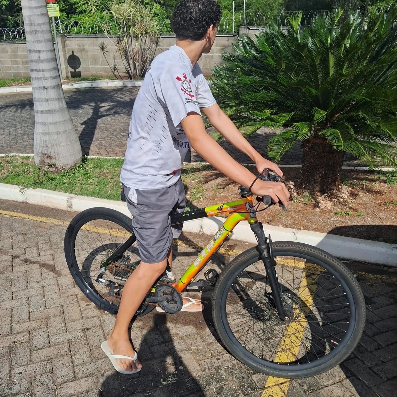 Bicicleta aro 29 - Foto 2