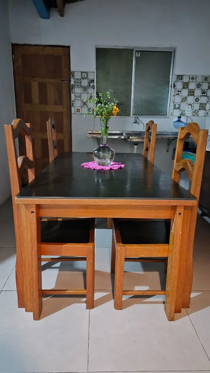 Mesa de jantar para 6 lugares com 4 cadeiras - Foto 2