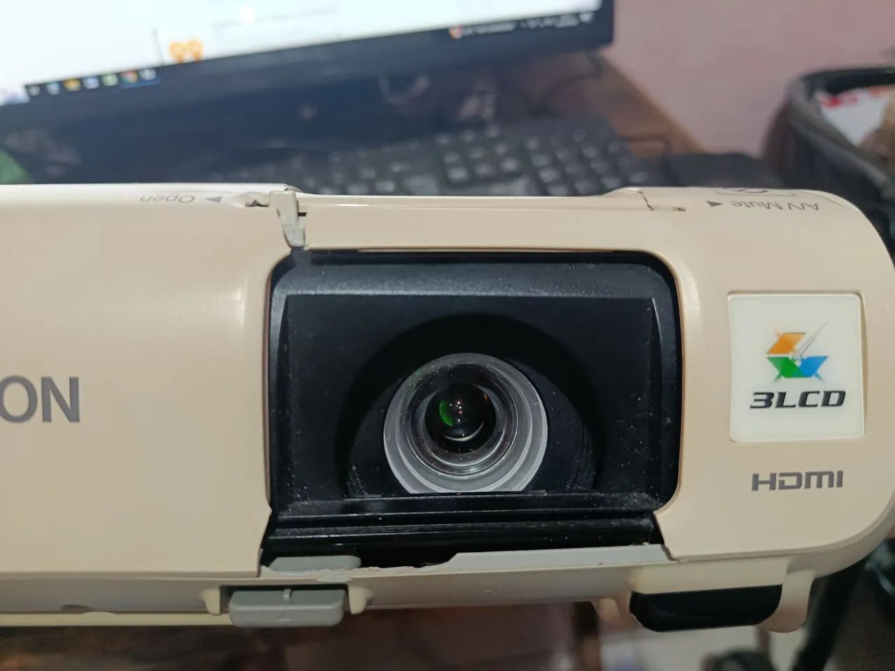 Projetor DataShow Epson PowerLite S17 SVGA HDMI 3LCD - Foto 4