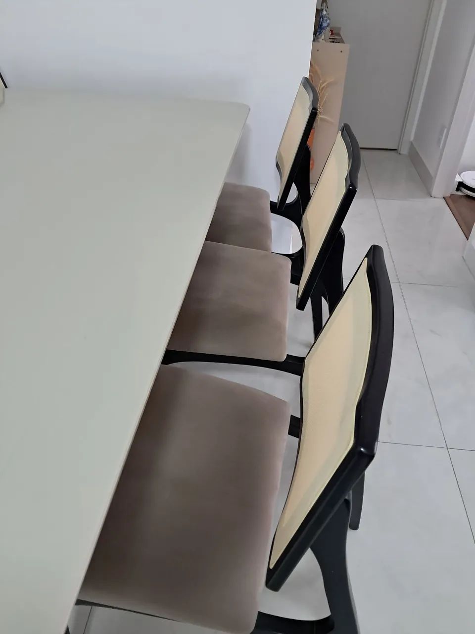 Sala de jantar com 6 cadeiras - Foto 5