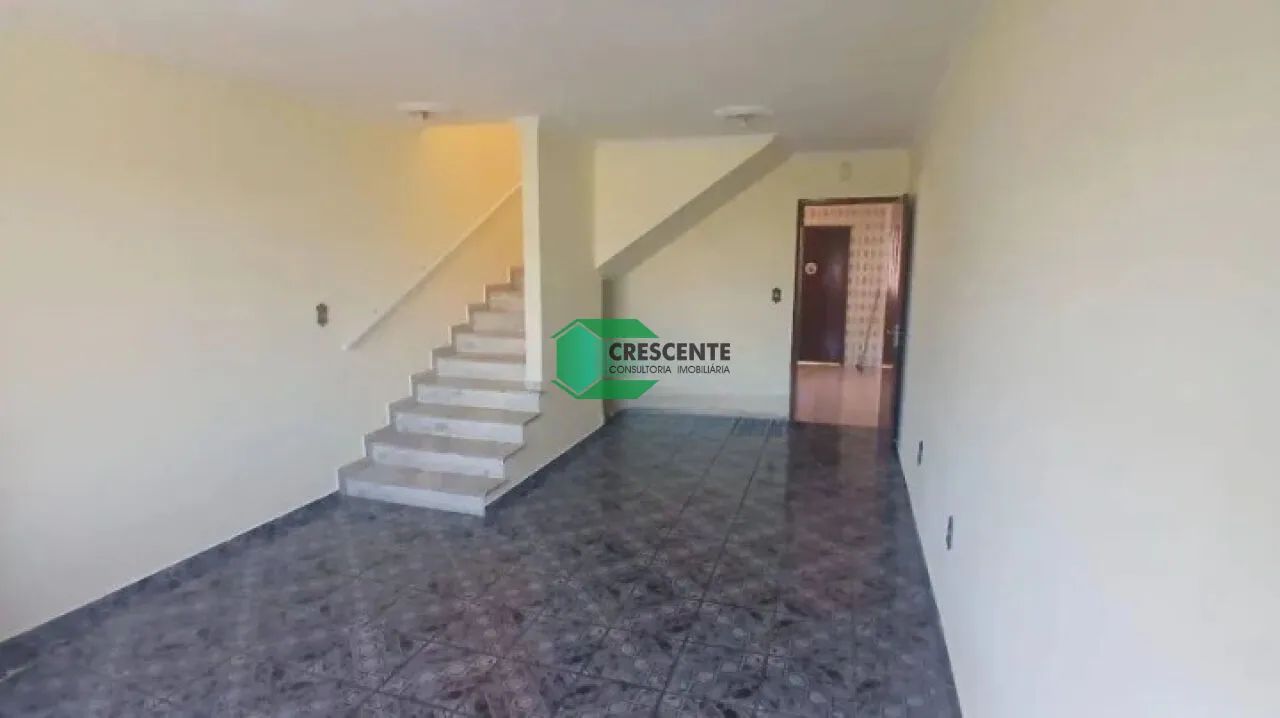 Sobrado no Jardim Santo Antônio - Foto 4