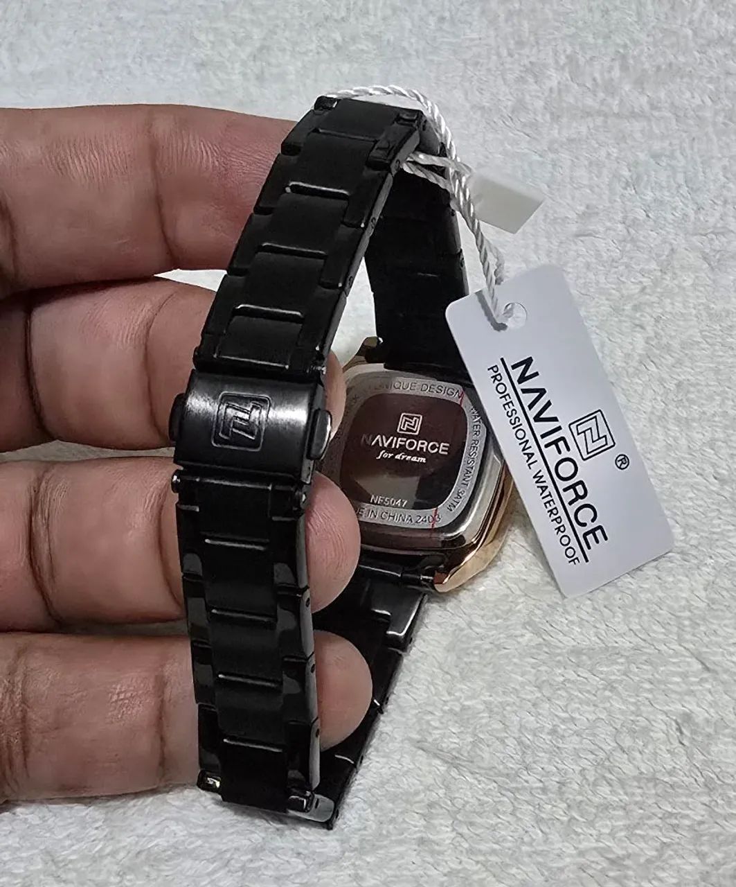 Relógio feminino em aço da Naviforce original  - Foto 3