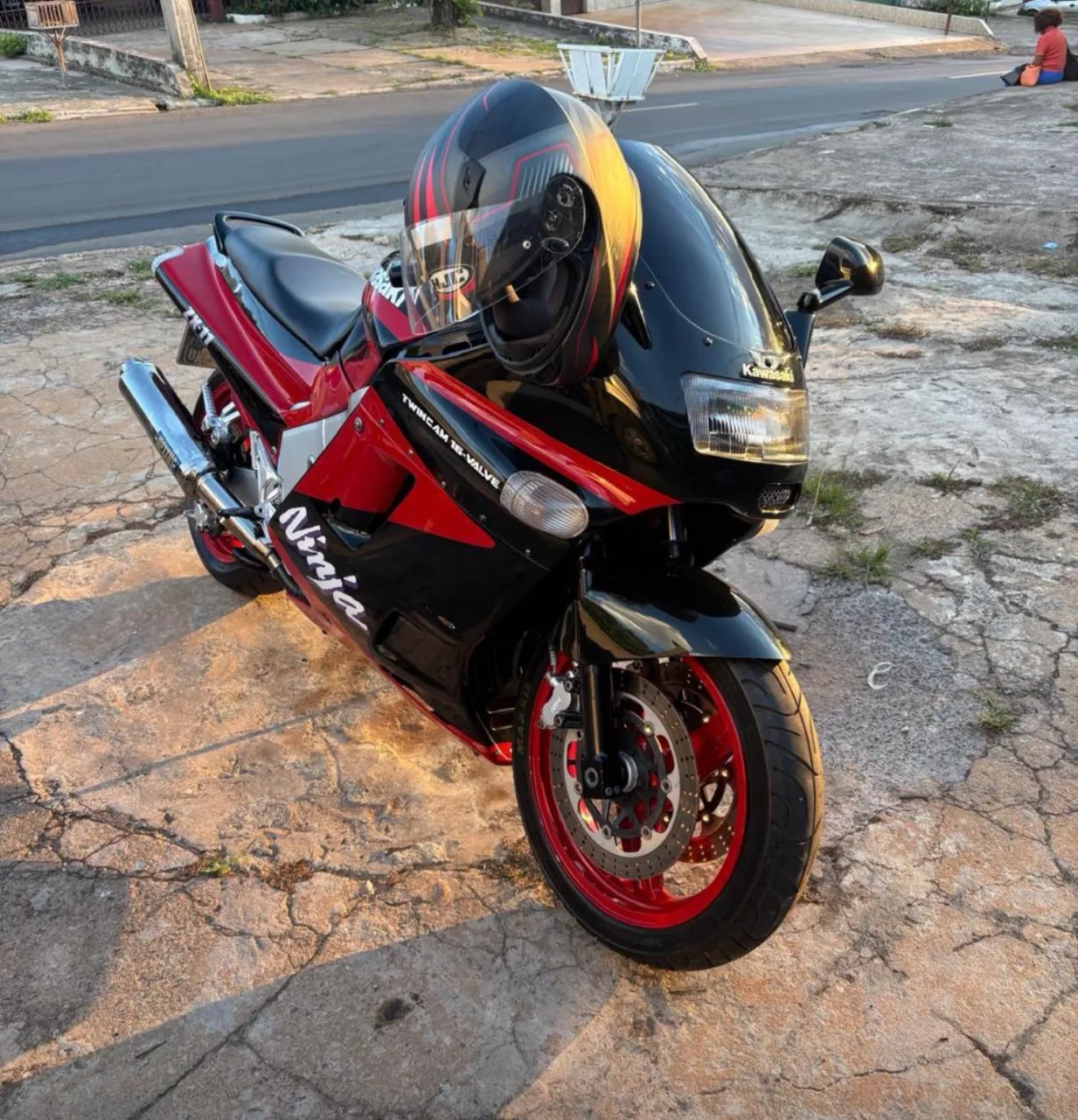 新品H11譲ります LED H11 LEDヘッドライト バイク用 KAWASAKI ZX-14R ZXNF17EA バルブ