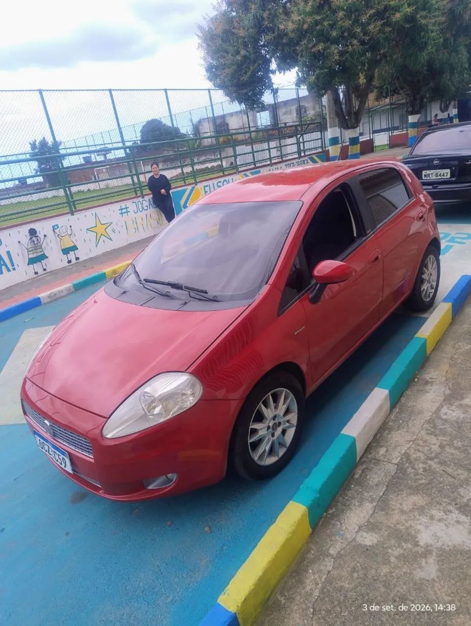 Fiat Punto Punto ESSENCE Dualogic 1.6 Flex 16V 5p 2011